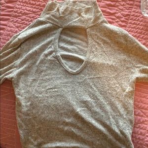 Long sleeve crop top